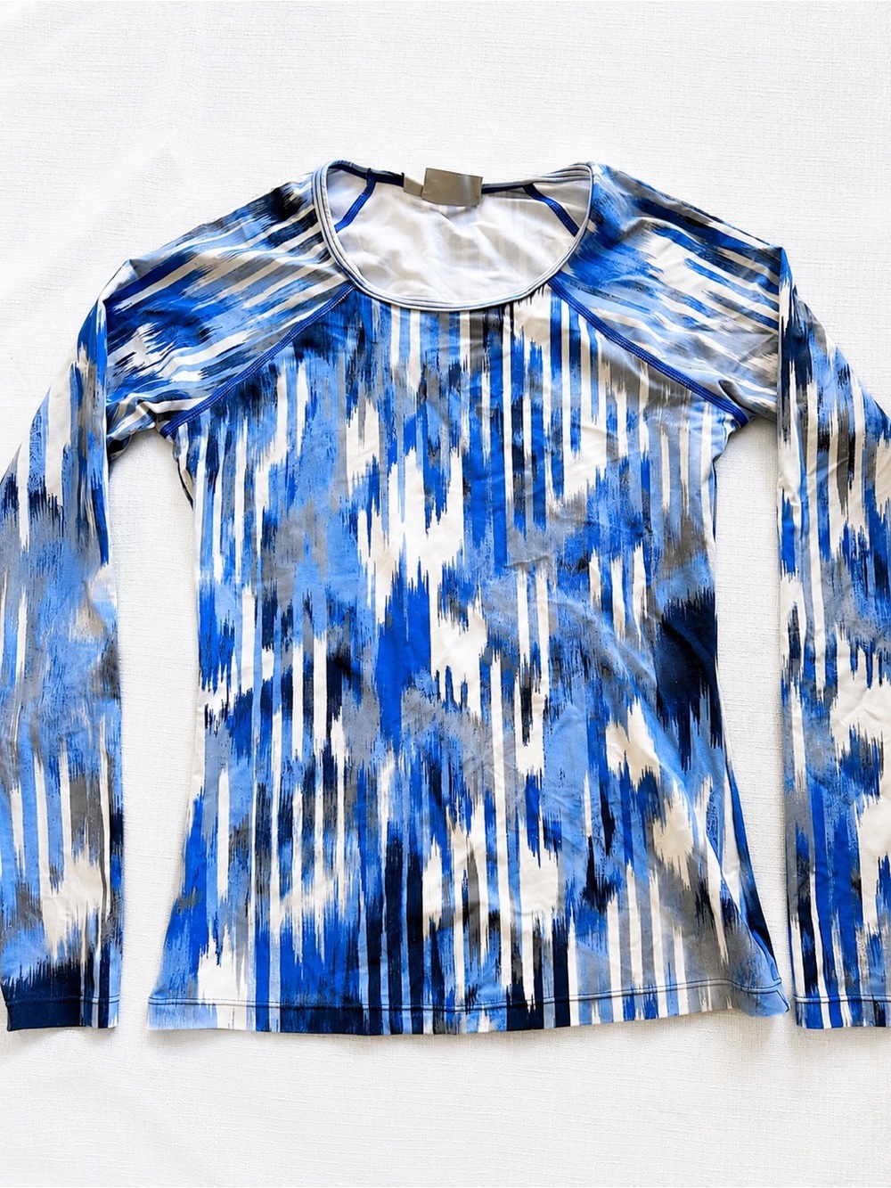Athleta Blue Abstract Print Long Sleeve Performance Top XS Workout Activewear